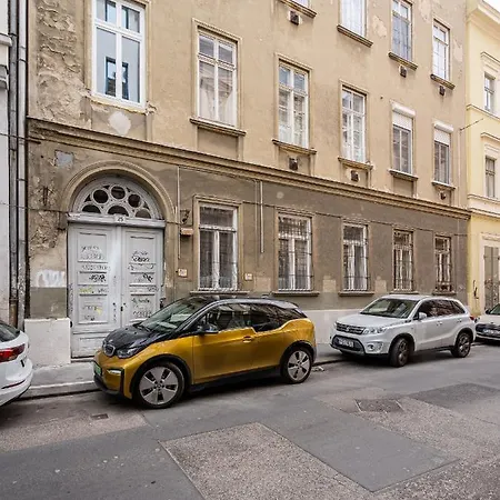 Lejlighed Z25- Boutique Apartments, Location. By Bqa